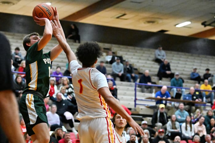 a Putnam North Eugene 5A Oregon boys basketball quarterfinal 2024 Leon Neuschwander 38